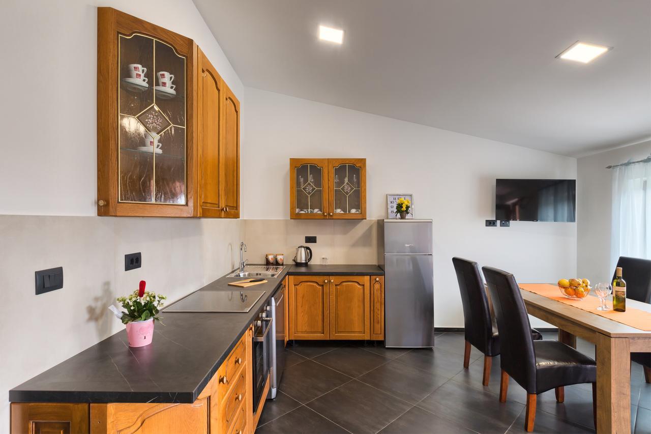Apartments Ines Πούλα Εξωτερικό φωτογραφία